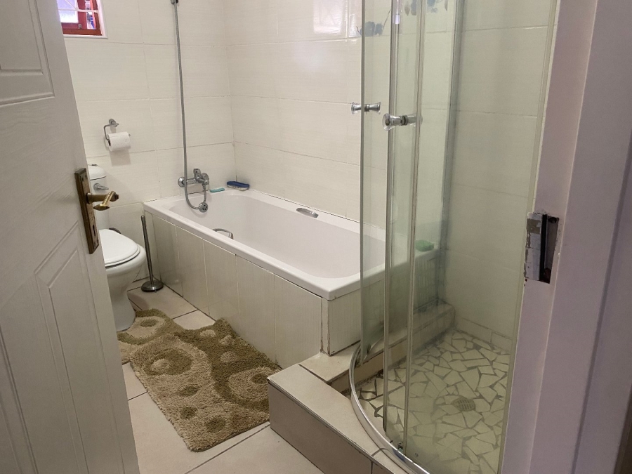 4 Bedroom Property for Sale in Gonubie Eastern Cape